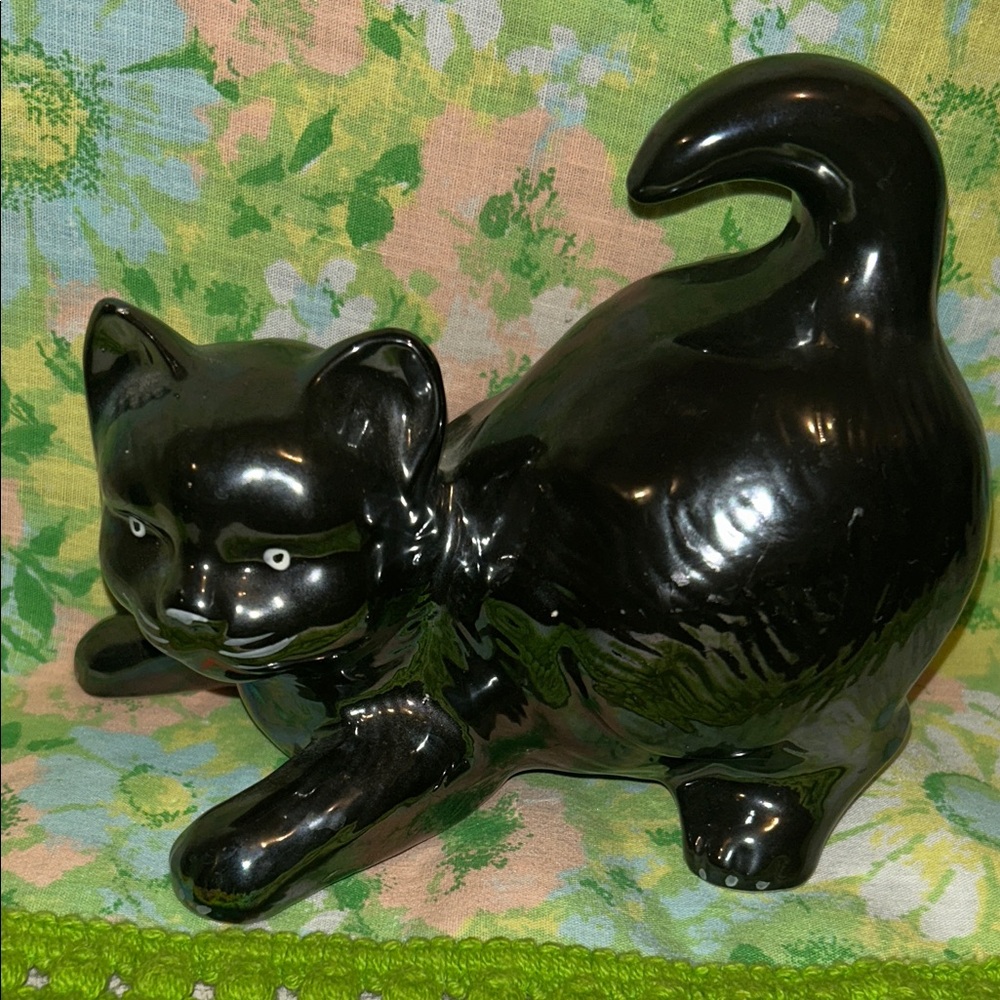 Vintage Midnight iridescent, black cat sculpture. Perfect condition.